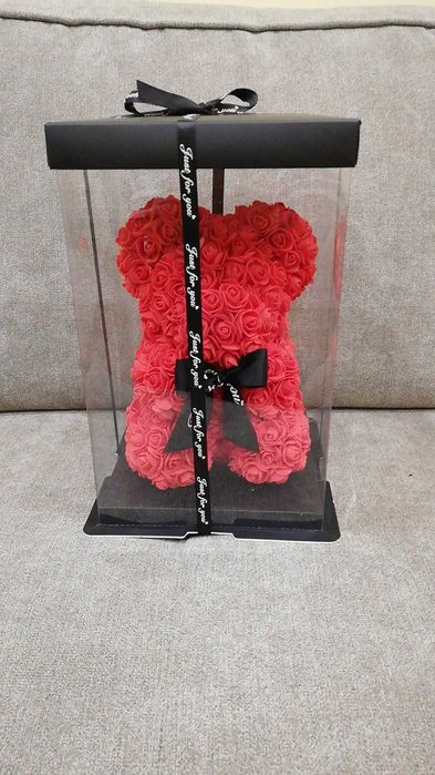 Мече от вечни рози. Перфектният подарък за любим човек