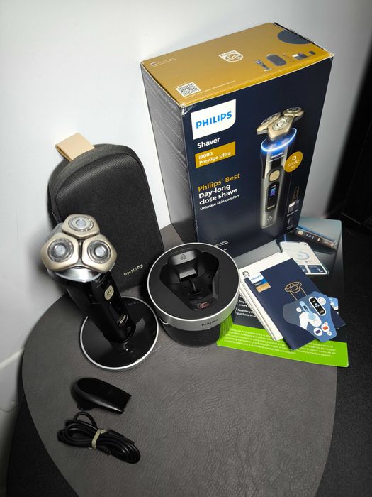 Aparat electric de barbierit PHILIPS i9000 Prestige Ultra XP9400/31, tehnologie SkinIQ Pro