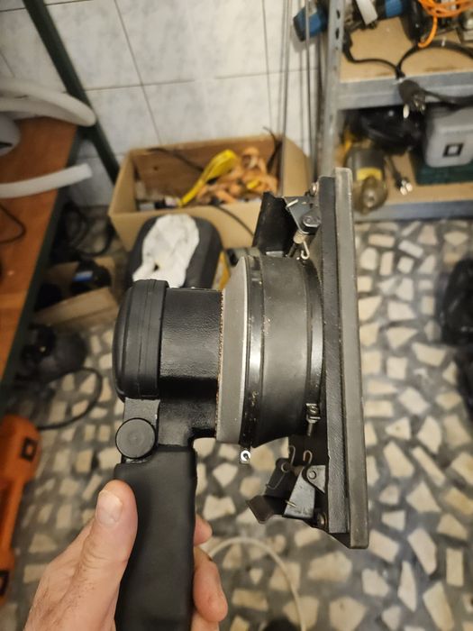 Slefuitor pneumatic nou