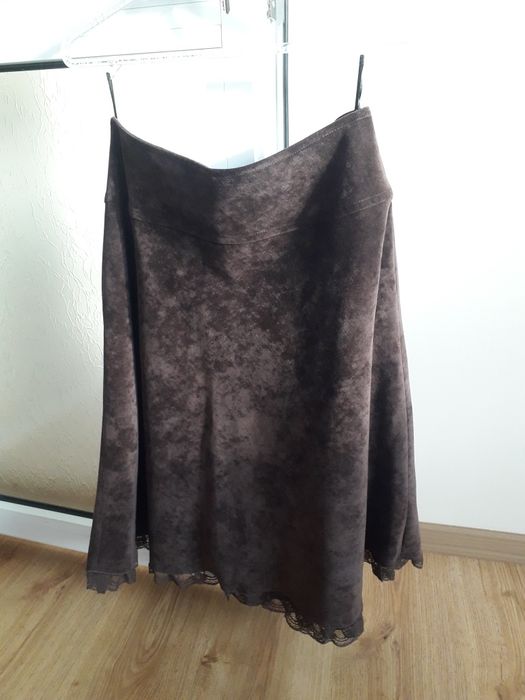 Пола-размер 52 ново