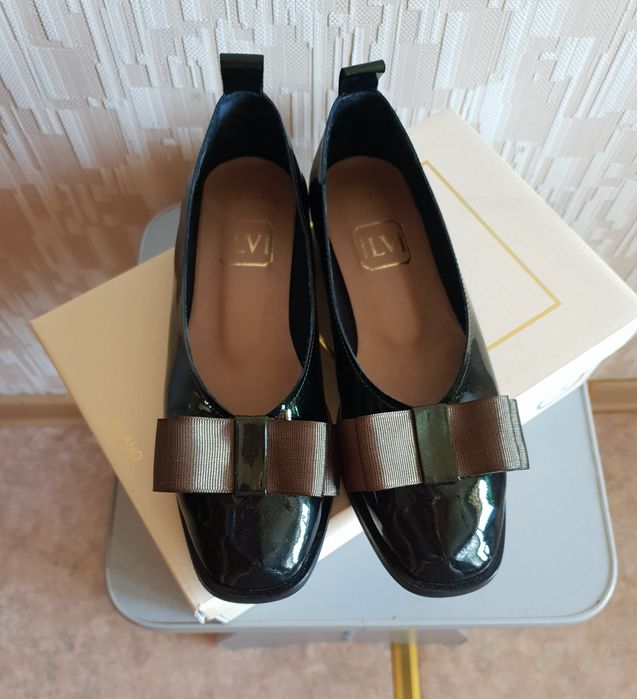 Продам балетки кожаные