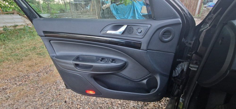 Dezmembrez Skoda Octavia 2 vrs 2.0 tdi