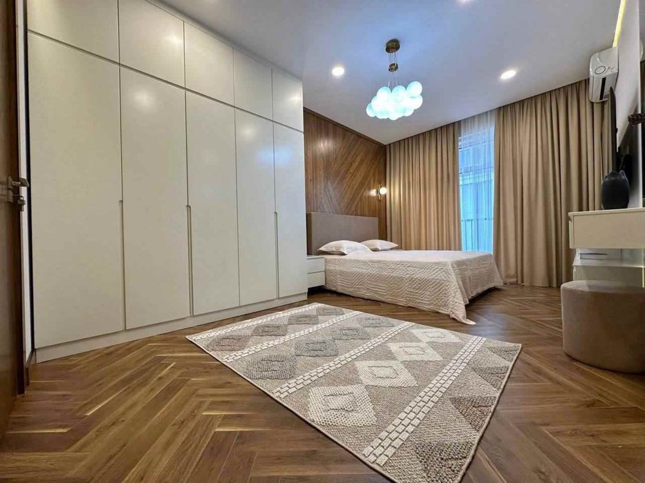 Жк Nrg oybek! Сдается 3х-ком квартира! В элит комплексн!