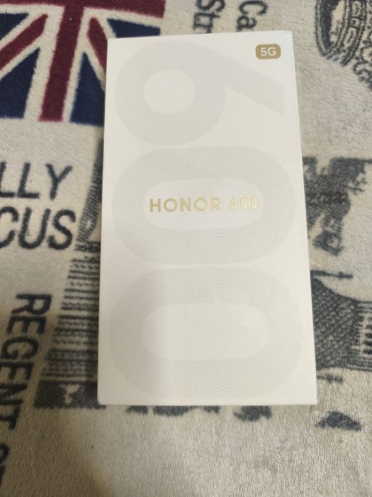 Vând honor 600,256 gb