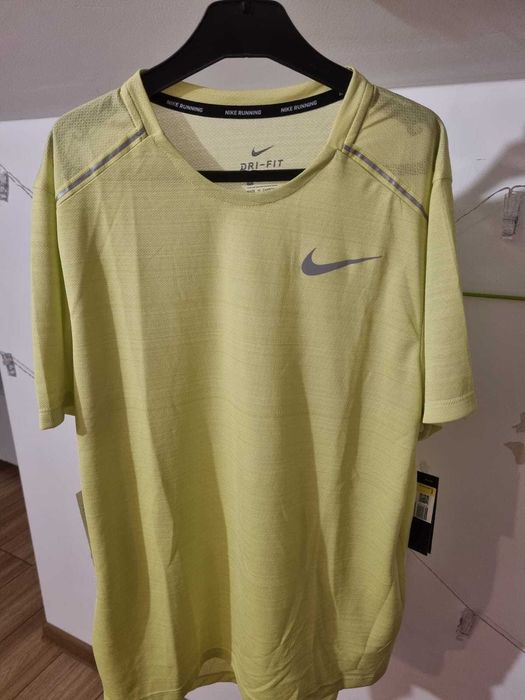Tricou nike de sport