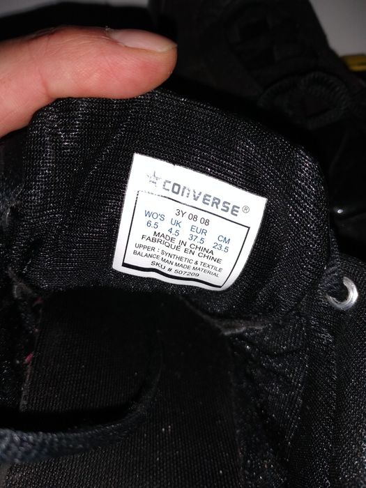 Маратонки Convers