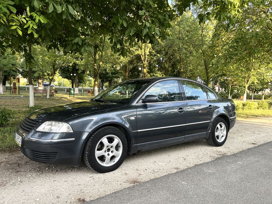 VOLKSWAGEN Passat 2001 — imagine 2