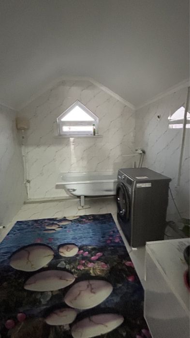 Мансард үй сатылады .Шанхай,Ақберен 19а.