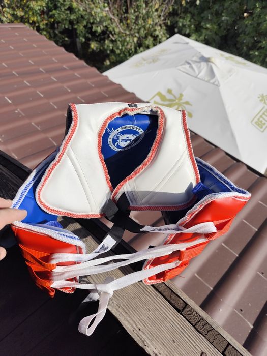 Vesta Armura kickboxing