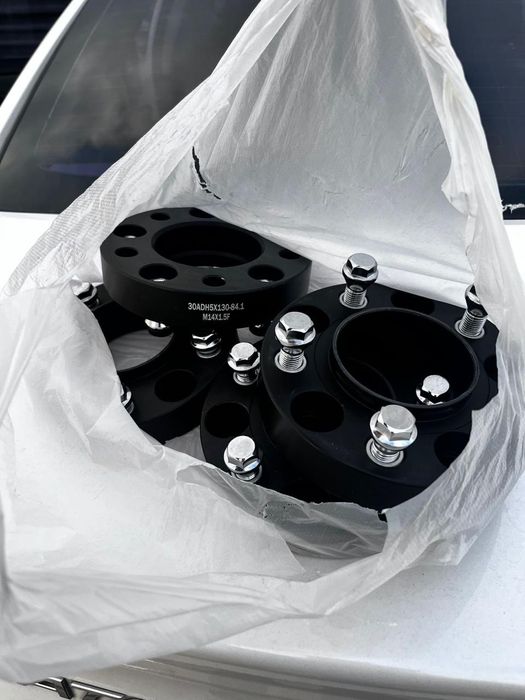 Проставка для колесных дисков