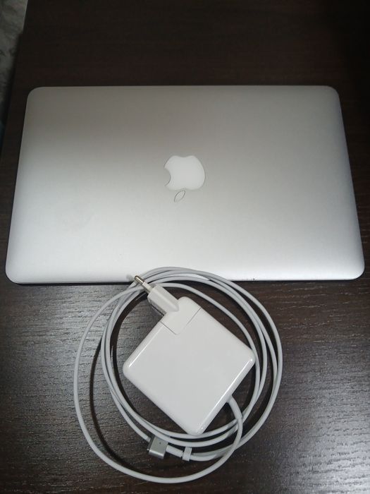 MacBook Air  Apple