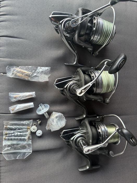 3x Daiwa  windcast cu piese noi de schimb