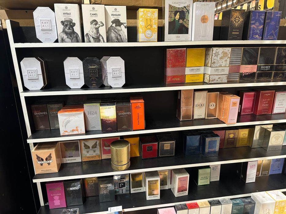 Parfumuri angro minim 10 buc