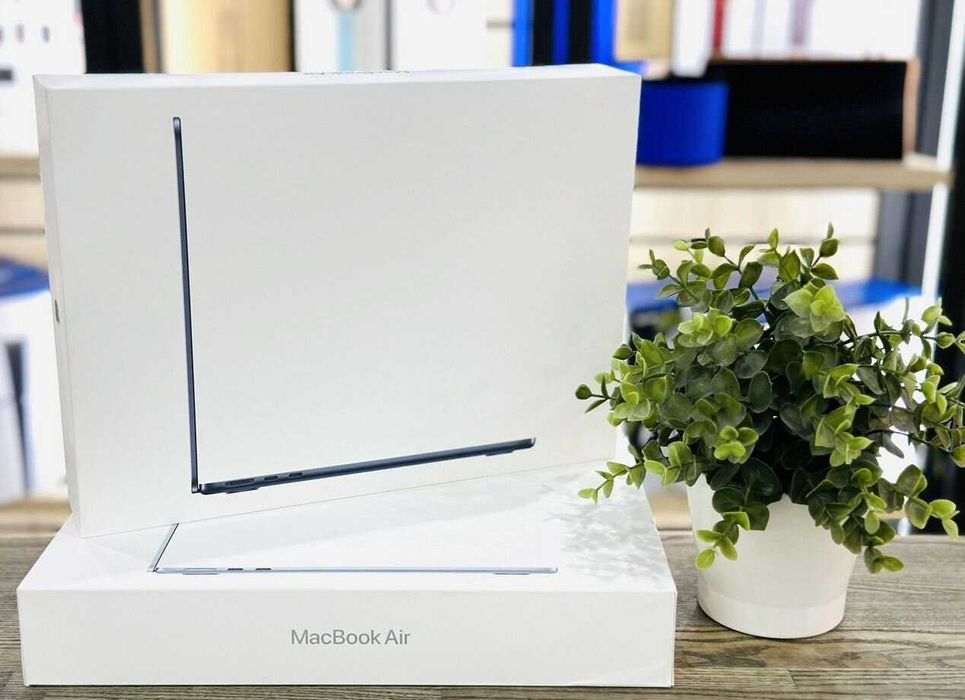 MacBook Air 15 m4 16GB 256GB