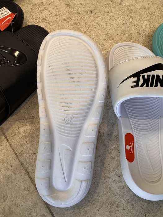 Мъжки и Дамски чехли Nike