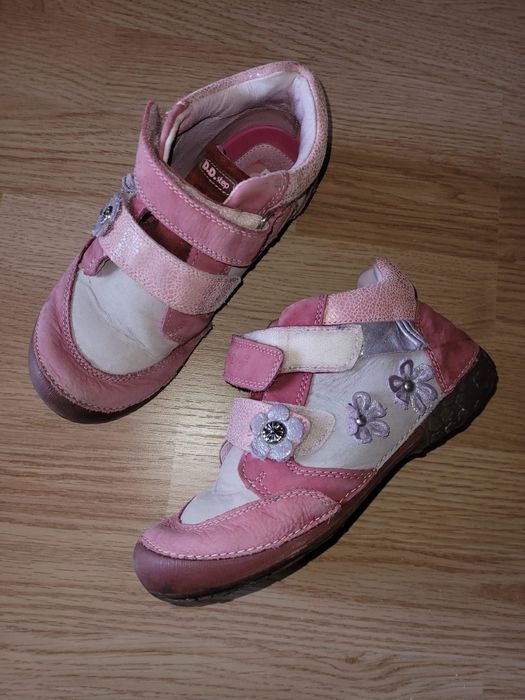 Ghete D.D. Step fete 33