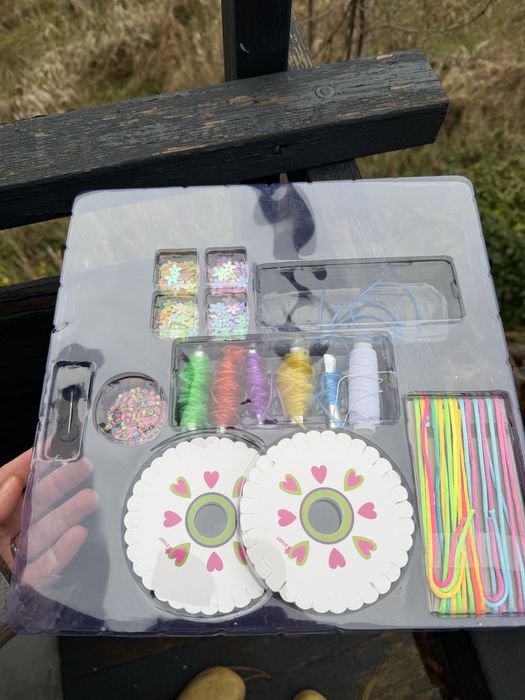 Set de creat bratari