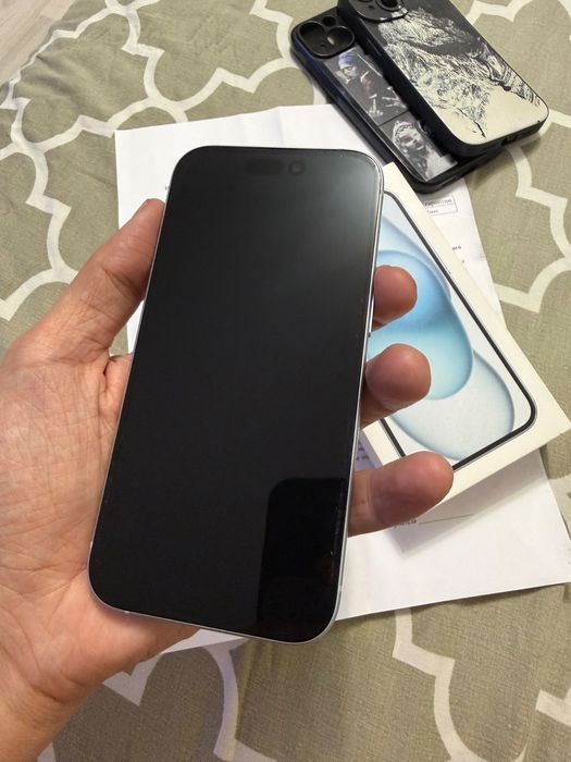 Продам iPhone 15 айфон 15