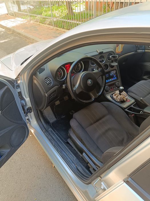 Vând  Alfa Romeo 159