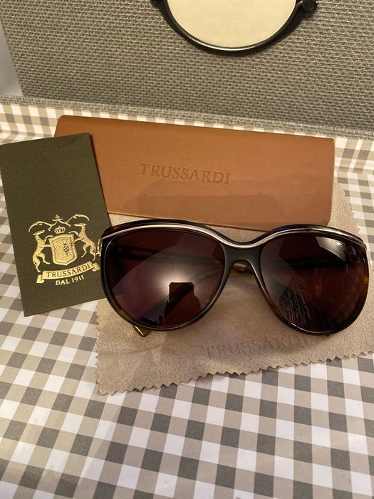 Слънчеви очила Trussardi