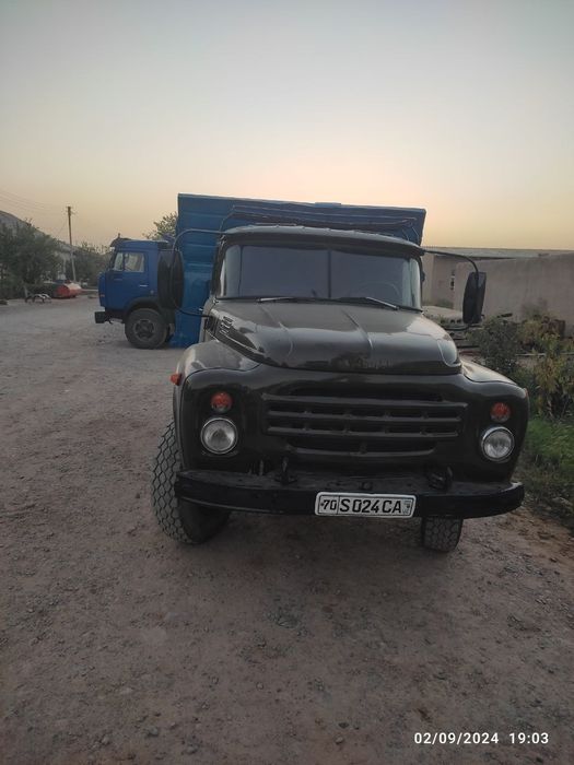 Зил сотилади матор каробка редуктор янги