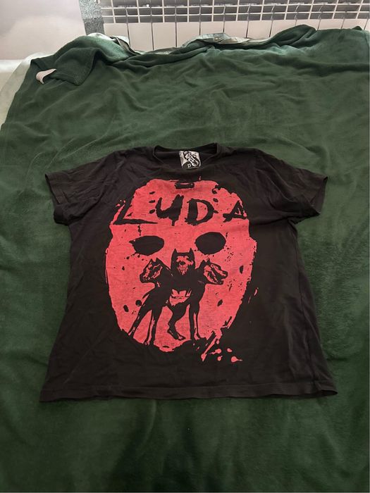 Супер рядка тениска на луда