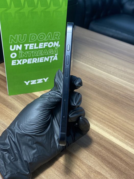 iPhone 16 / 128 GB / Sănătate baterie 93% / Foarte bun