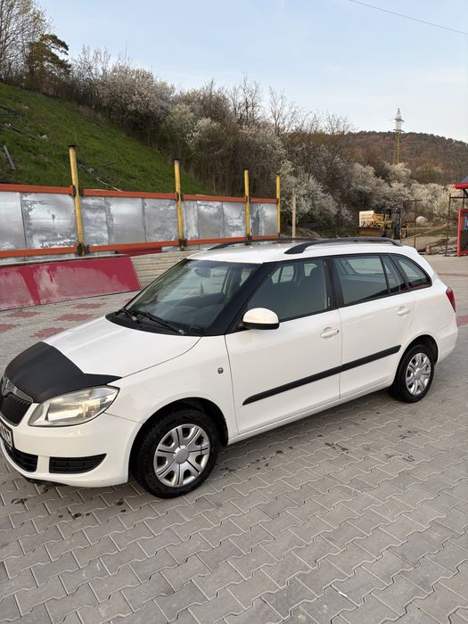 SKODA Fabia 2012 — imagine 2