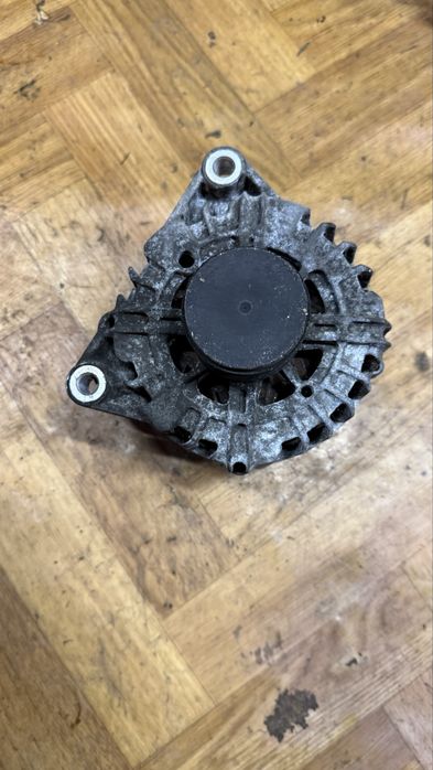 Алтернато / Динамо / Peugeot 308 1.6 HDi 90к.с. 2010г. / Пежо 308