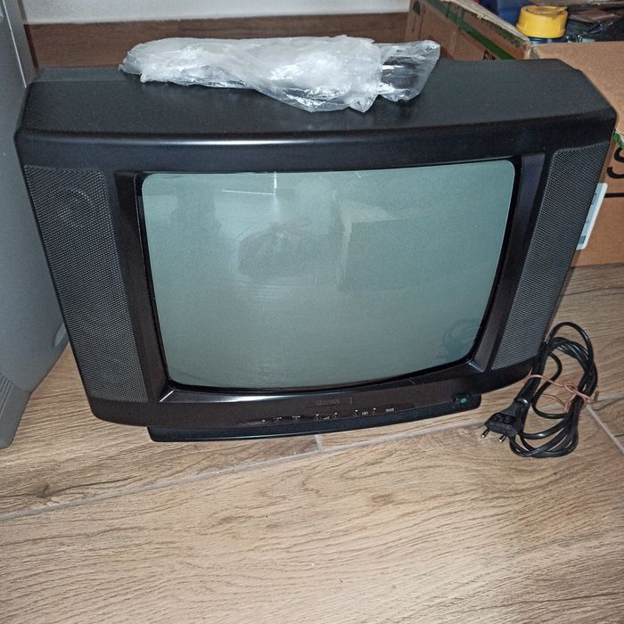 Цветни телевизори