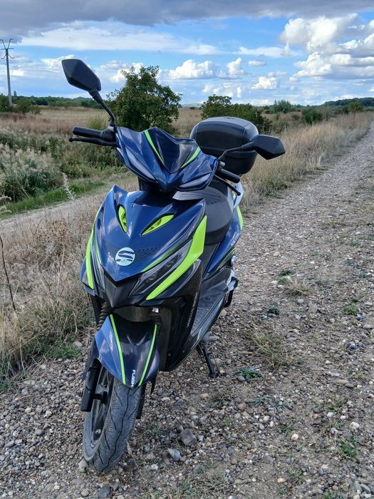 De vanzare scuter electric