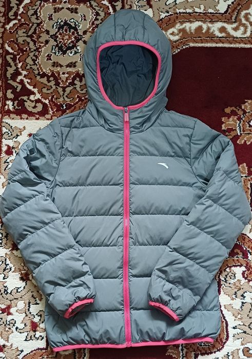 Продам куртку р. М