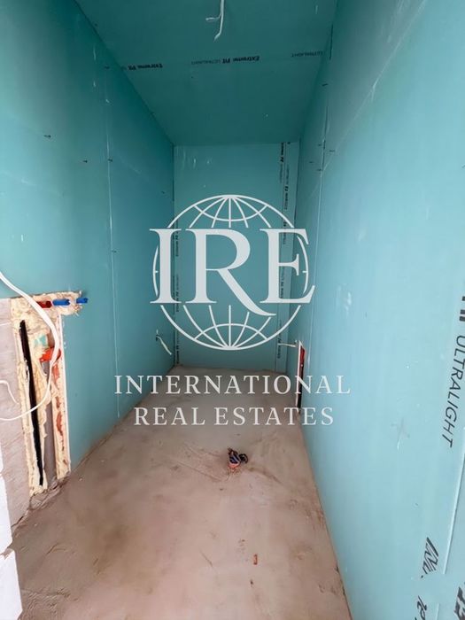 Двустаен апартамент в нова сграда с асаньор 72 кв. Владислав Варненчик