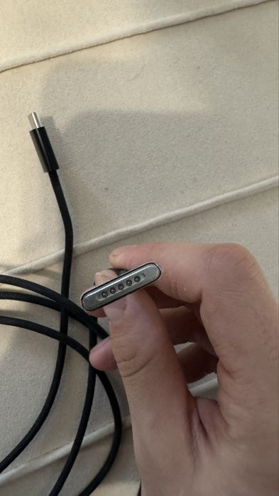 Зарядка для macbook air оригинал