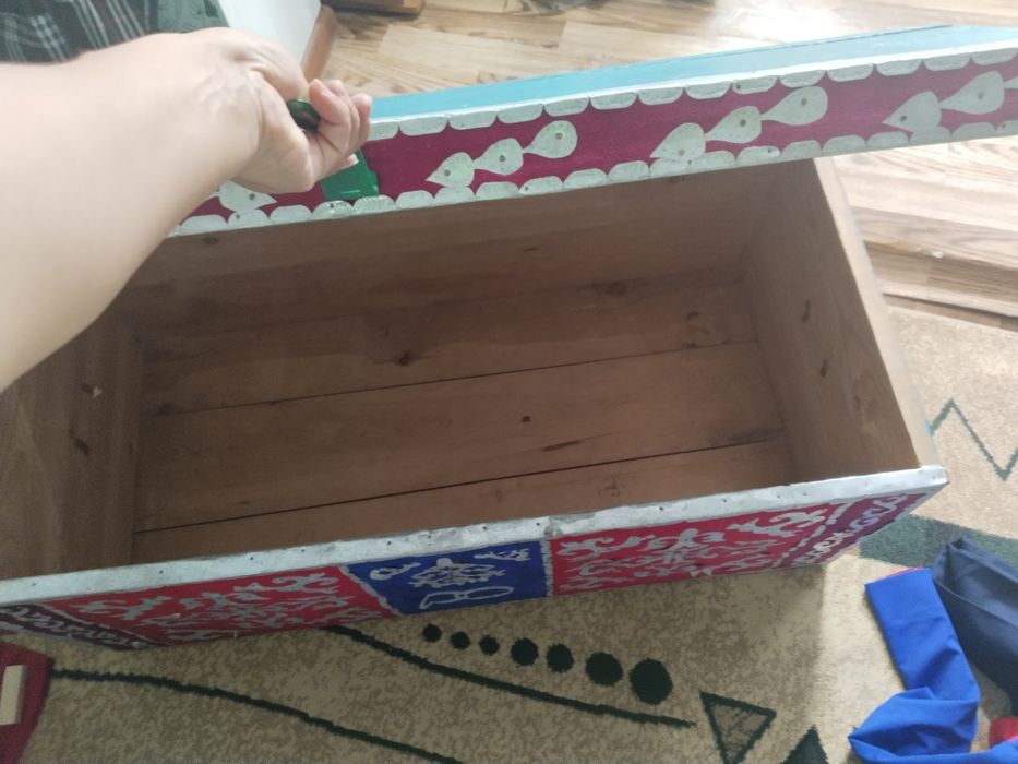 Сандық.Ағаштан жасалған.Келісім бар