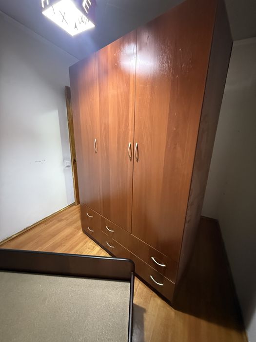 Продам шкаф и кровать