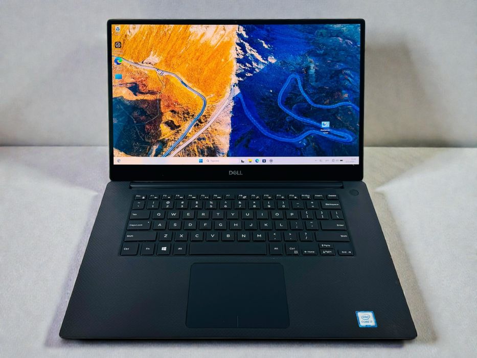 Лаптоп Dell XPS 7590 15" 4K UHD i7-9750H 2.60Ghz 16RAM 256GB SSD Nvidia GTX 1650 Перфектен! Гаранция!