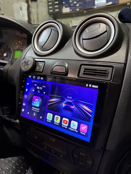 Navigatie Android Ford Fiesta Carplay , Android Auto +Camera marsarier