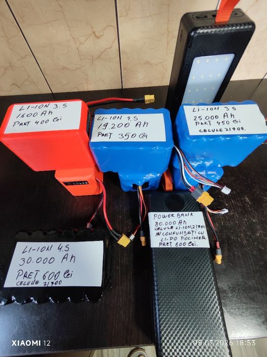 Power bank bateri Navomodel.