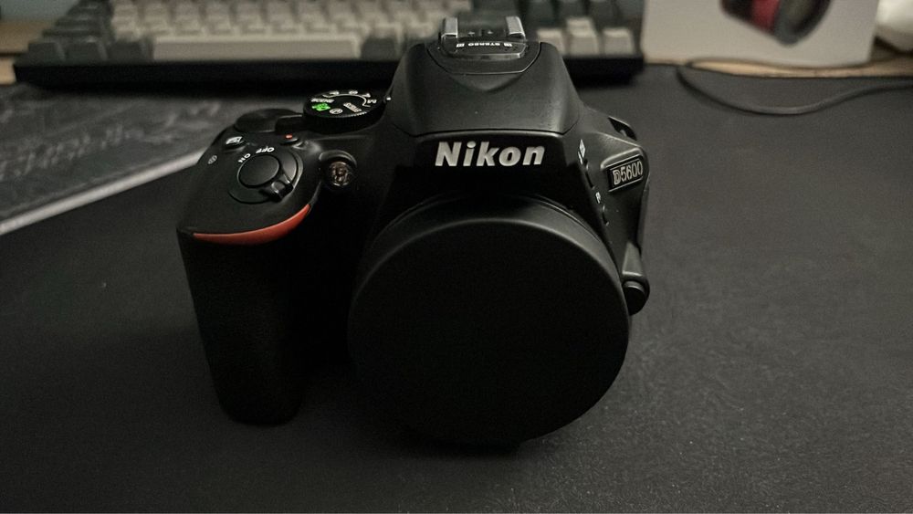 Nikon D5600 astromodificat/astrofotografie