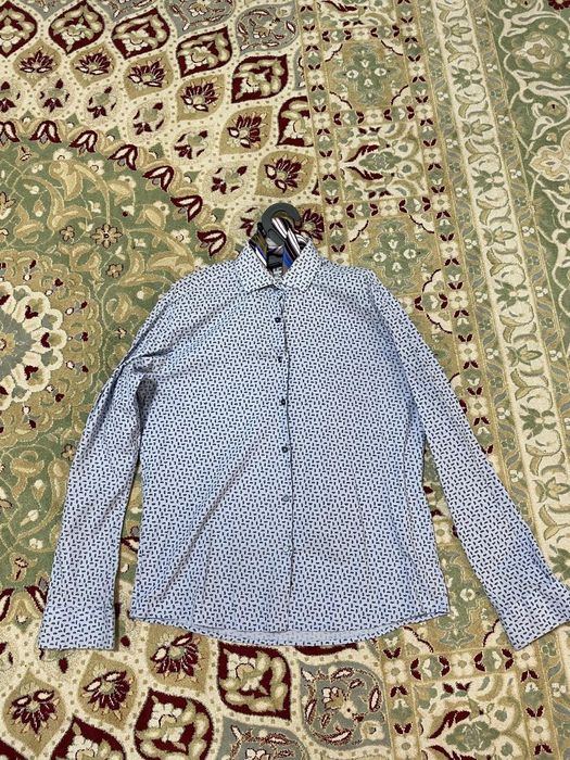 Новая мужская рубашка