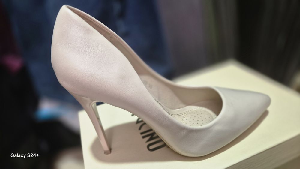 Продам туфли 38 раз