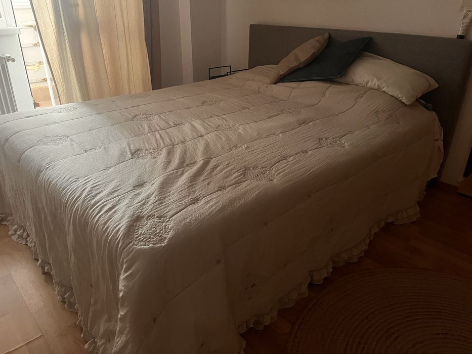 Vand pat dublu  cu simiere si saltea
