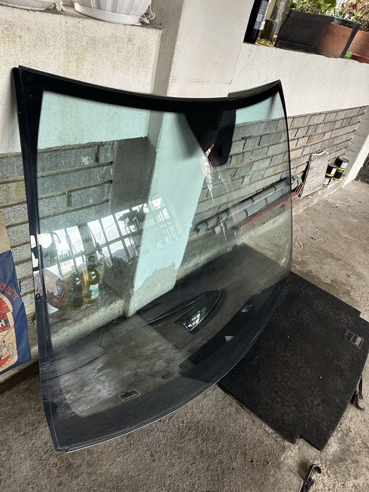 Предно стъкло/челно Mercedes R class W251