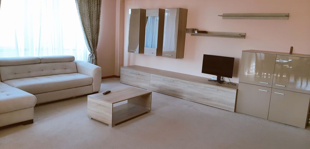 Apartament 3 camere, Parcare, zona Hotel Diana
