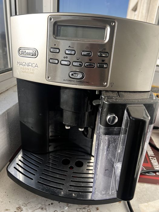 Vand expresso cafea boabe DeLonghi Magnifica