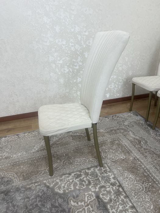 Продам стулья в отличном состояние