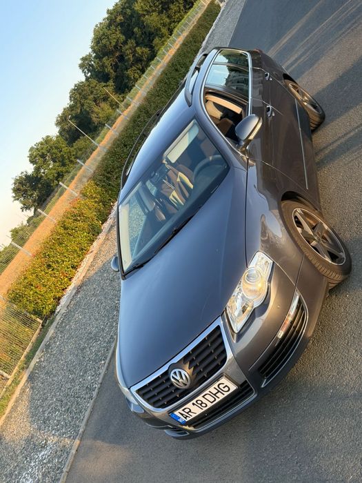VOLKSWAGEN Passat 2010
