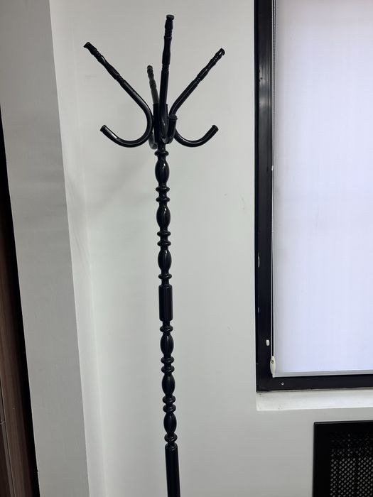 Мини шкаф, вешалка, печь