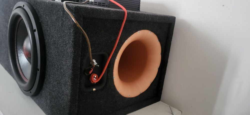 Сабуфер и усилитель 100.000